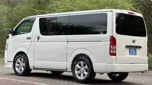 Toyota HiAce 2008 White