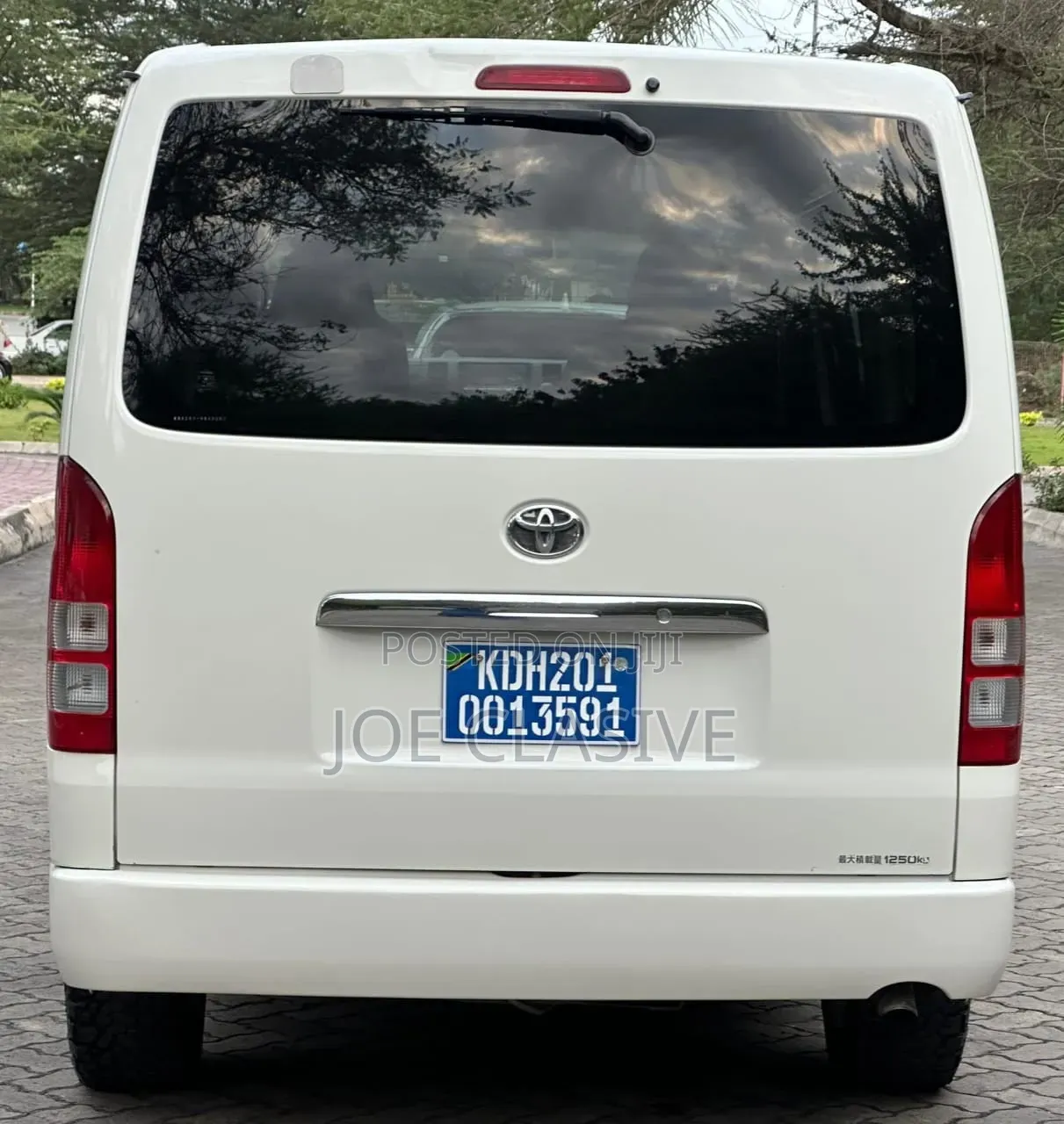 Toyota HiAce 2008 White