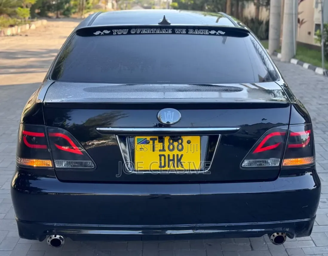 Toyota Crown 2006