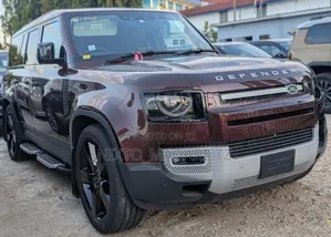 Land Rover Defender 2023 Red