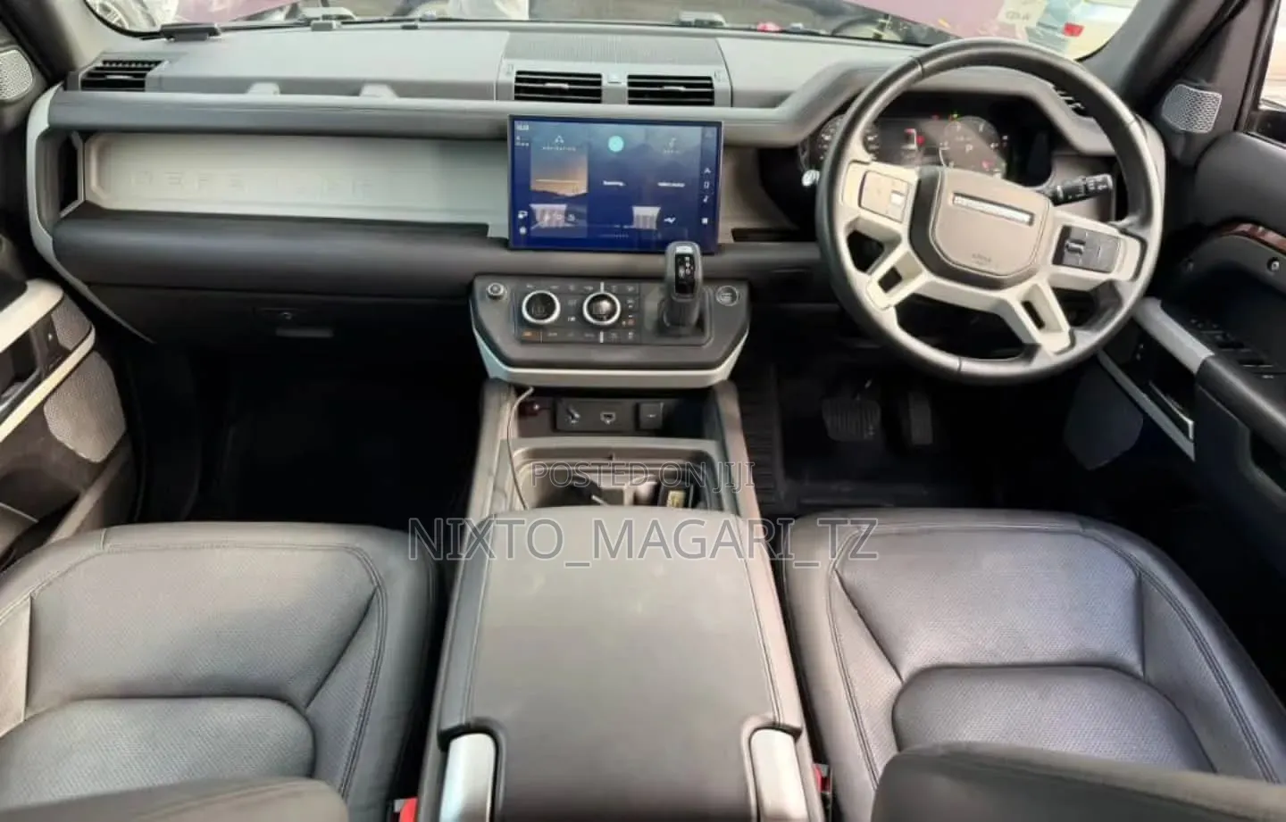 Land Rover Defender 2023 Red