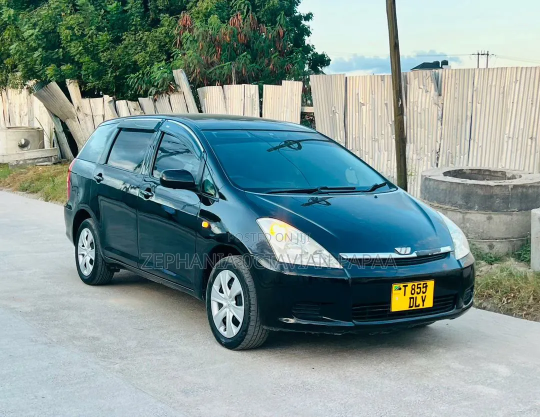 Toyota Wish 2004 Black