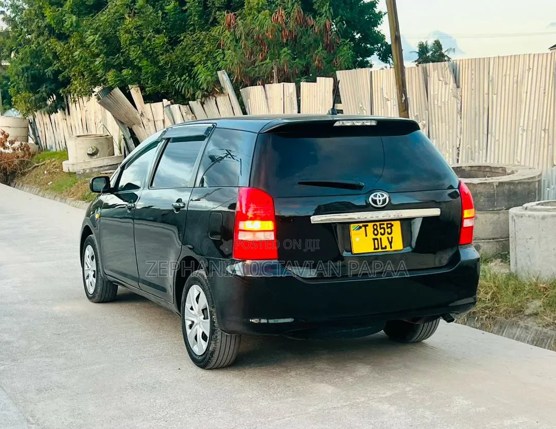 Toyota Wish 2004 Black