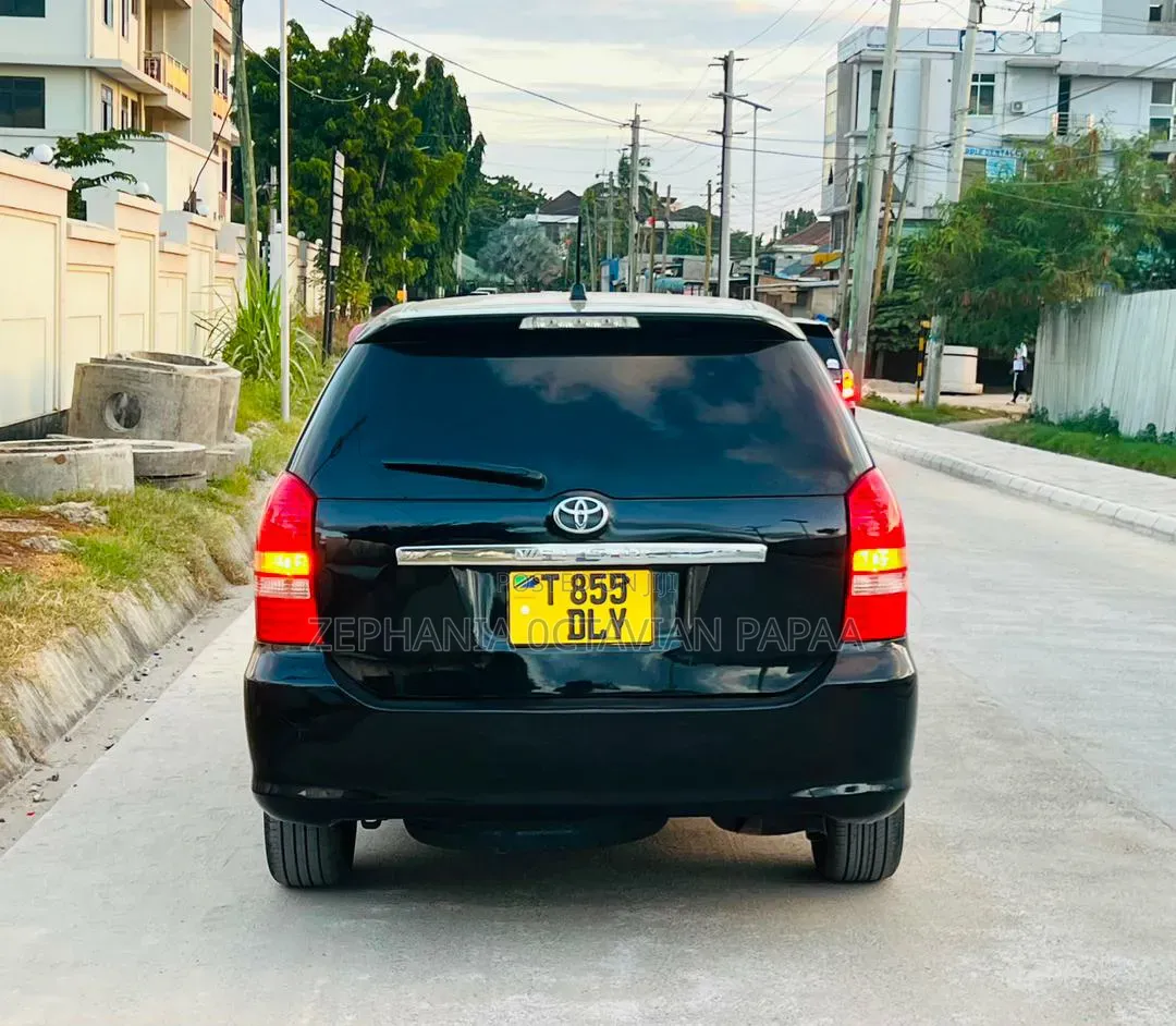 Toyota Wish 2004 Black