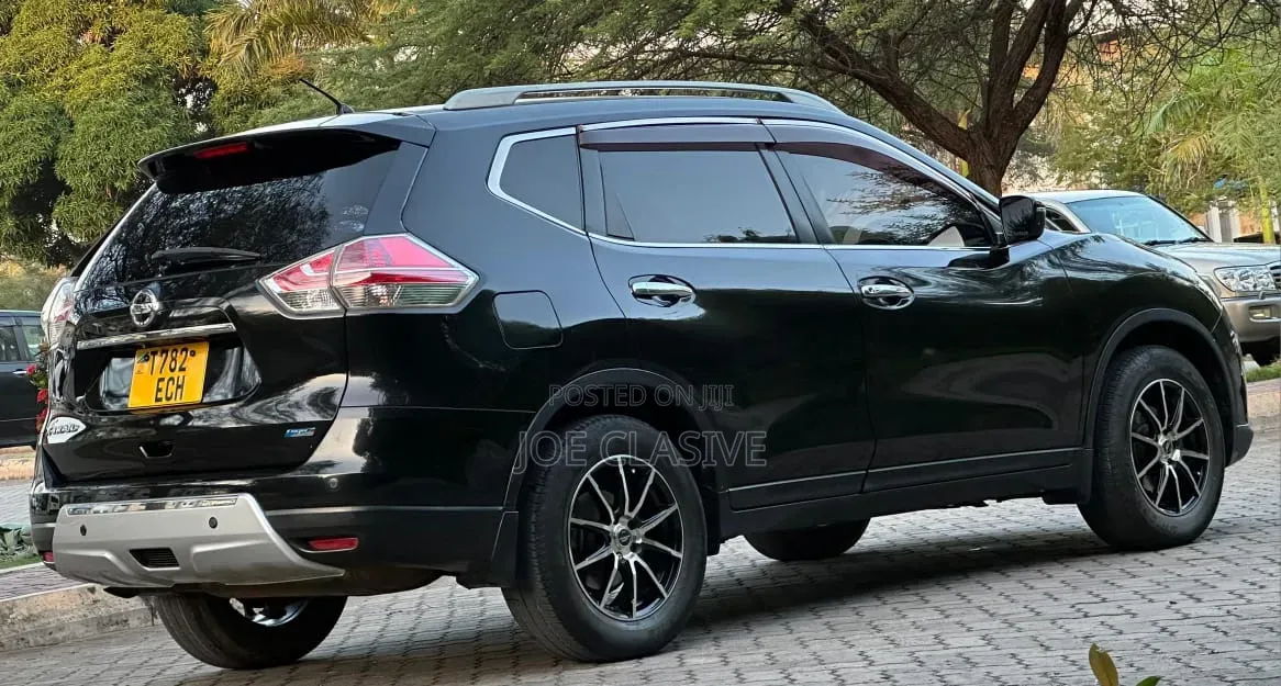 Nissan X-Trail 2014 Matt Black