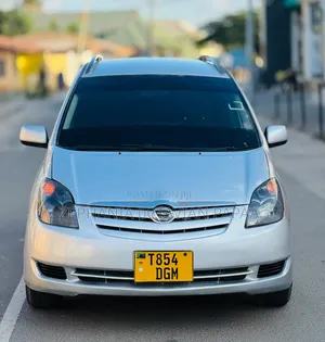 Toyota Corolla Spacio 2004 Silver