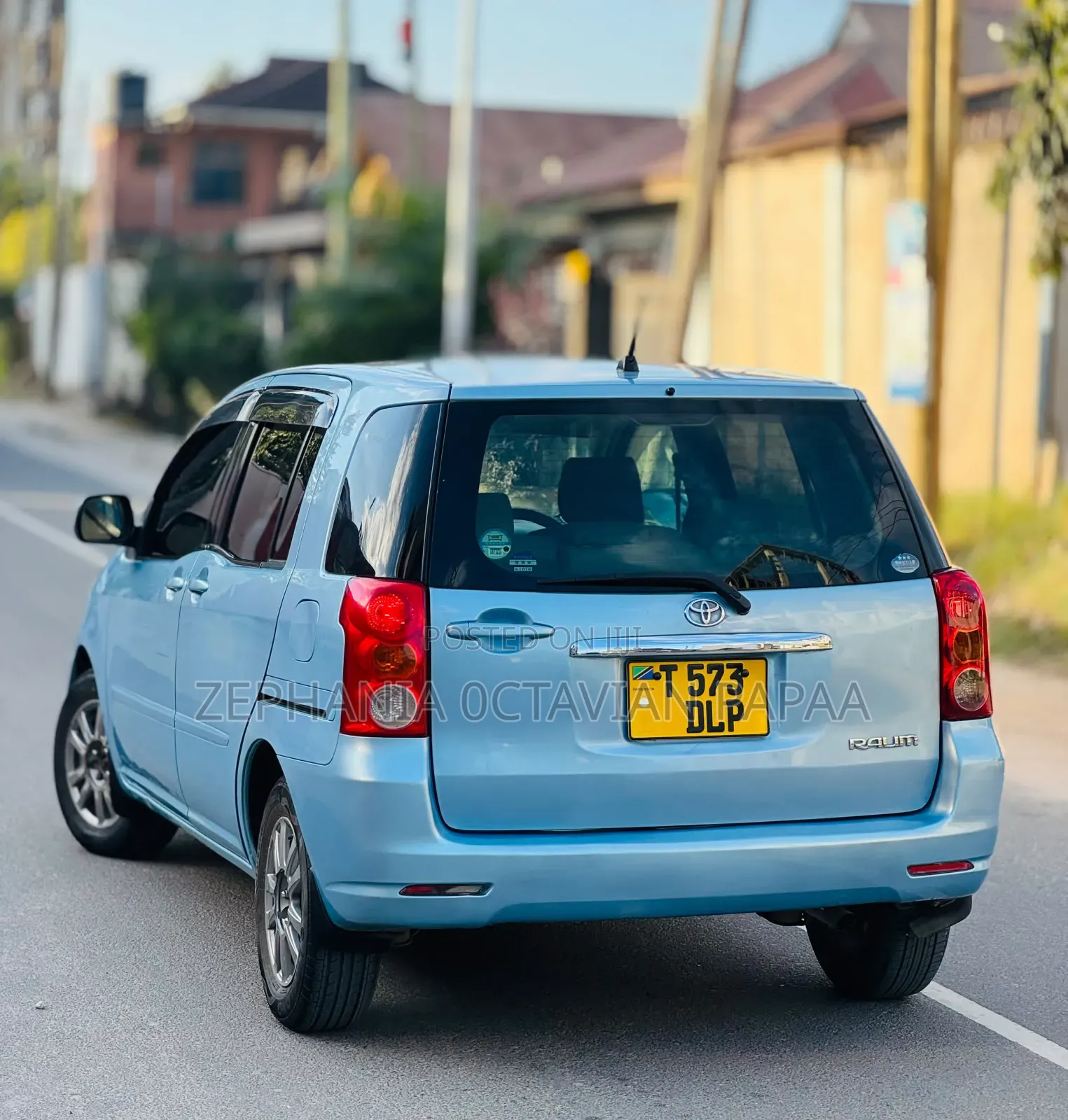 Toyota Raum 2004 Blue