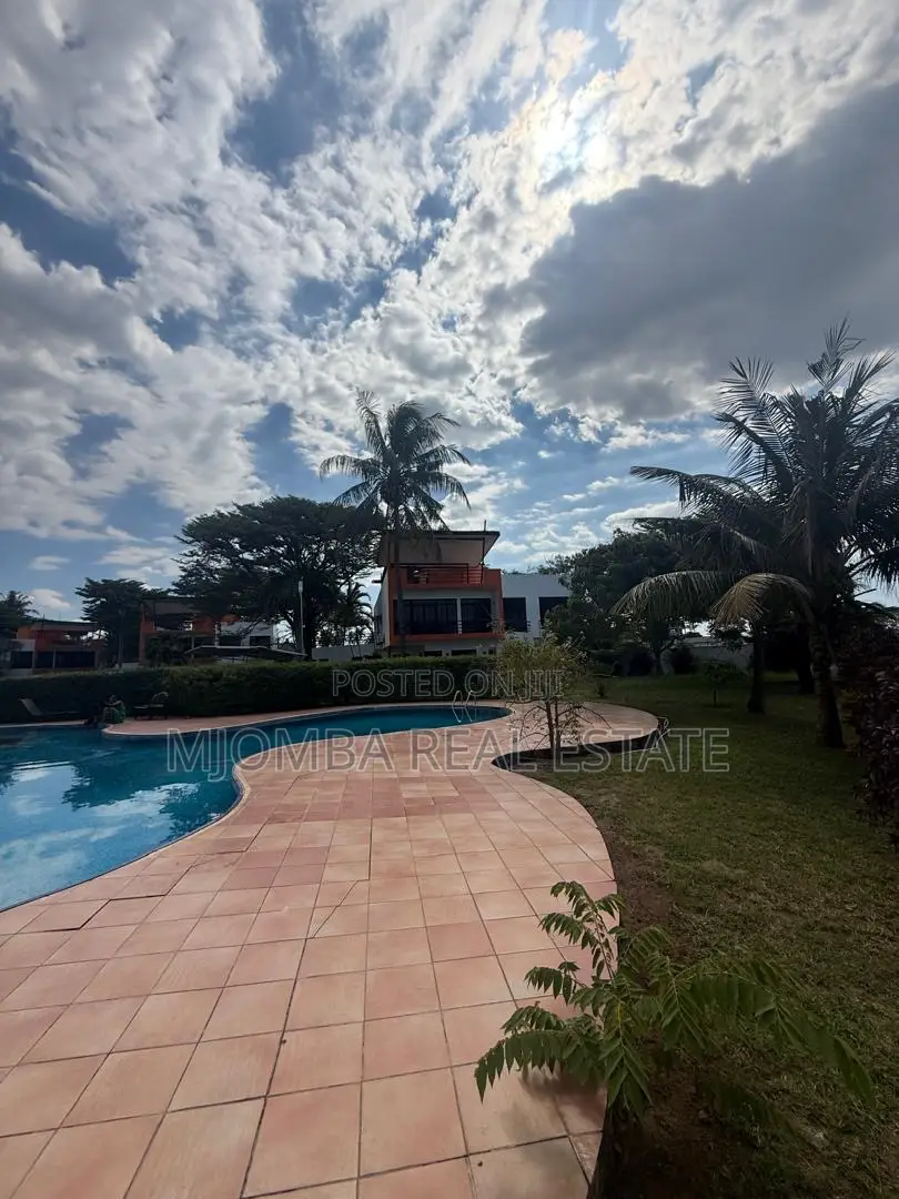 4bdrm Villa in Mbezi Beach for rent