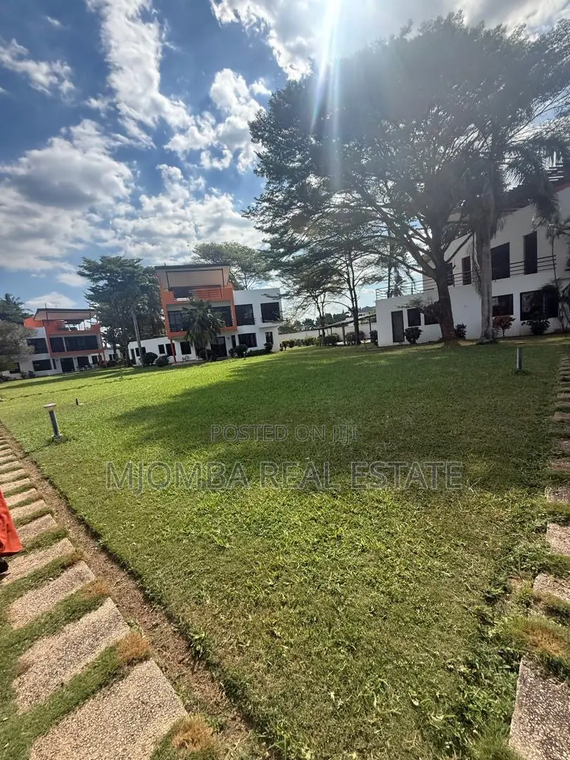 4bdrm Villa in Mbezi Beach for rent