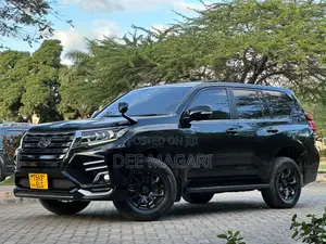 Toyota Land Cruiser Prado 2021 Black