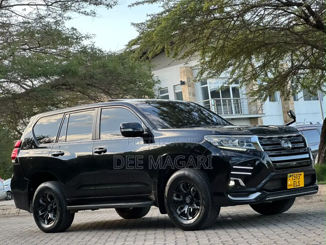 Toyota Land Cruiser Prado 2021 Black