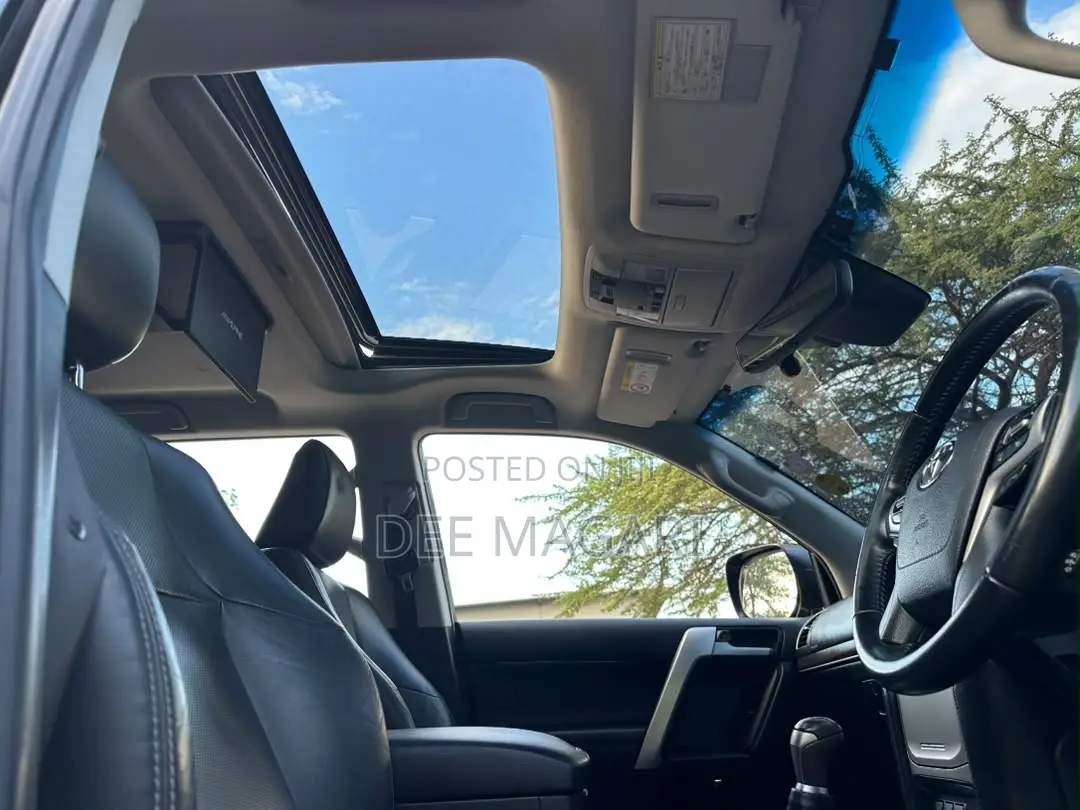 Toyota Land Cruiser Prado 2021 Black