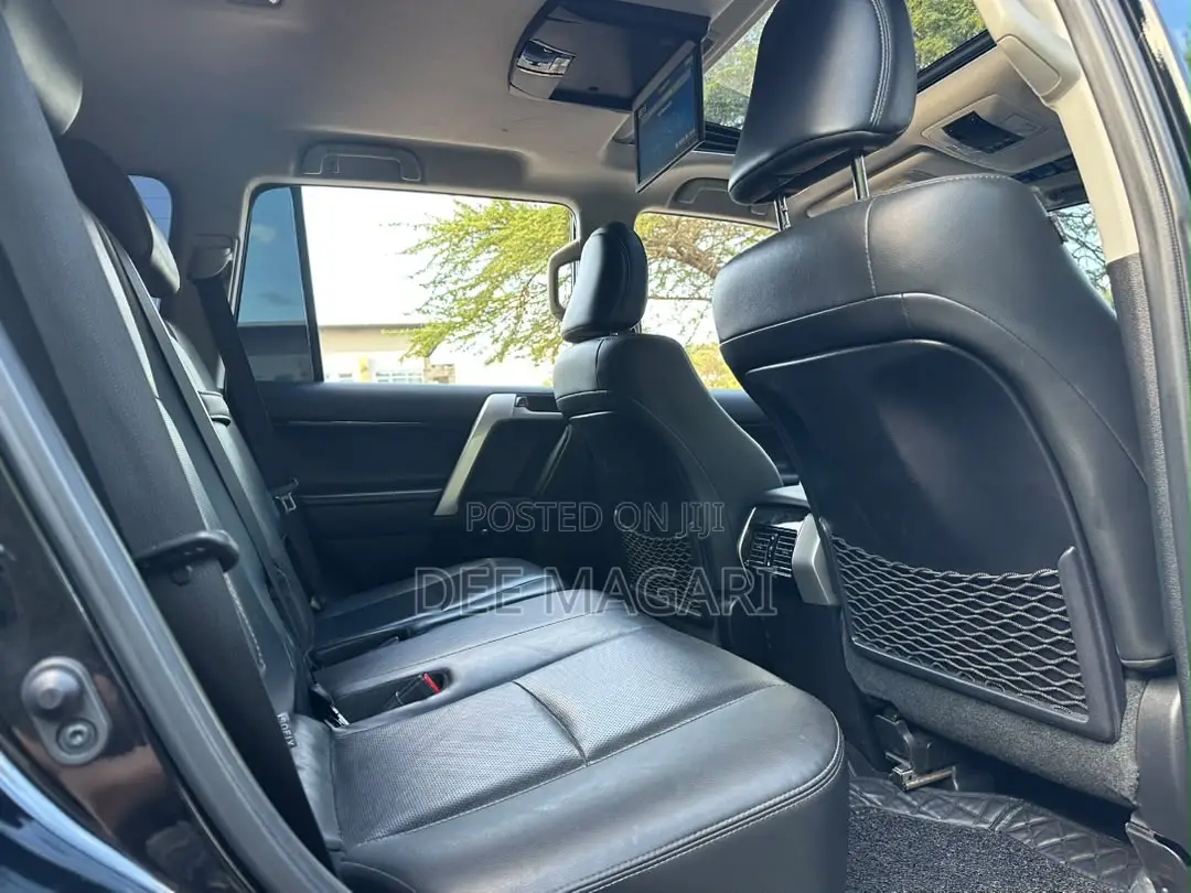 Toyota Land Cruiser Prado 2021 Black