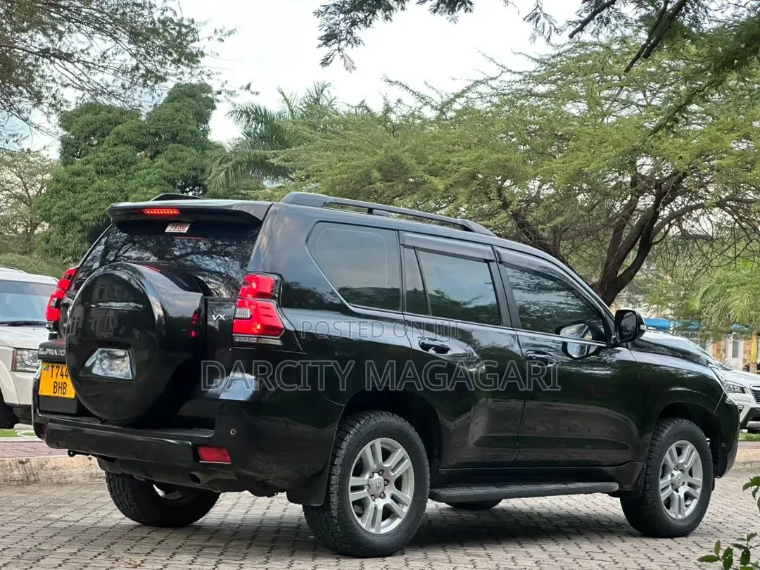 Toyota Land Cruiser Prado 2020 Black