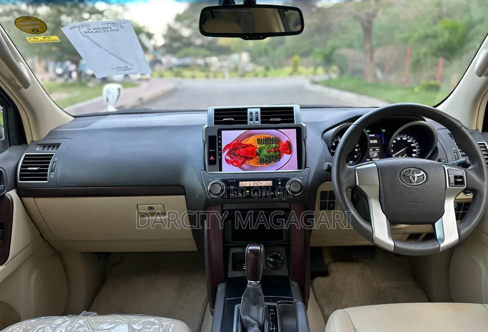 Toyota Land Cruiser Prado 2017 White