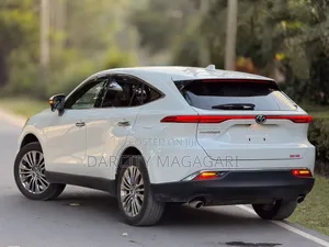 Toyota Harrier 2022