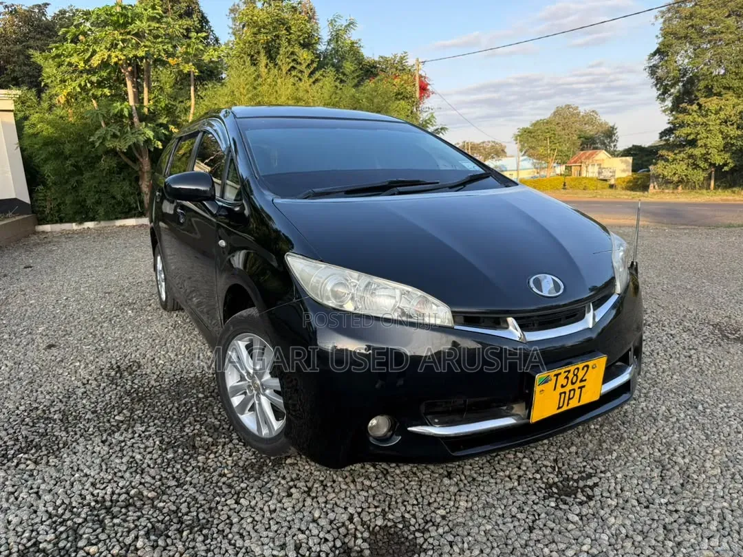 Toyota Wish 2010 Black