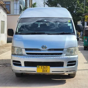 Toyota HiAce 2005 Grey