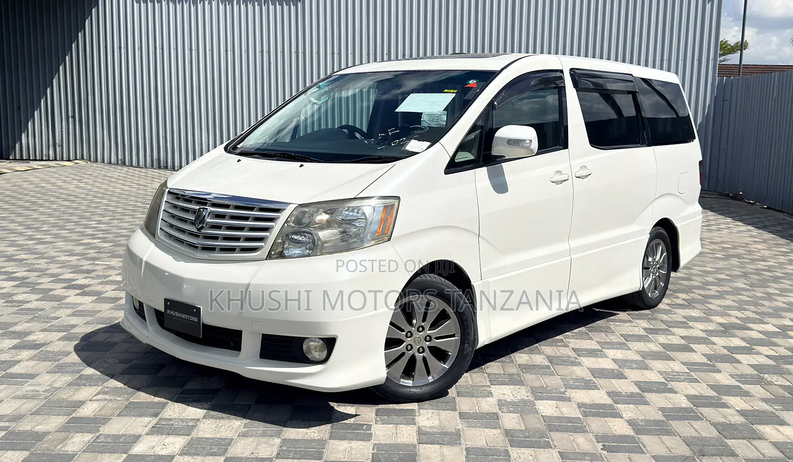 Toyota Alphard 2004 White