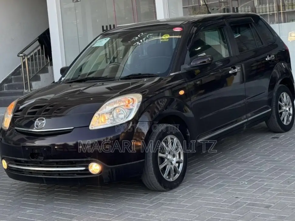 Mazda Verisa 2008 Black