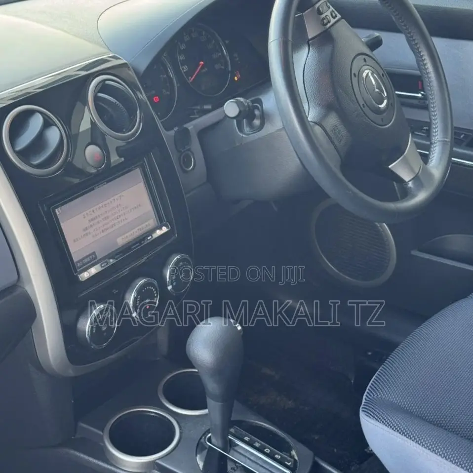 Mazda Verisa 2008 Black