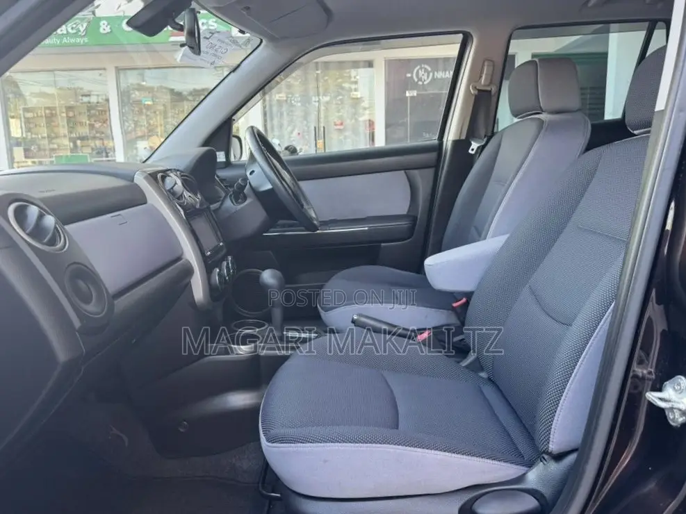 Mazda Verisa 2008 Black