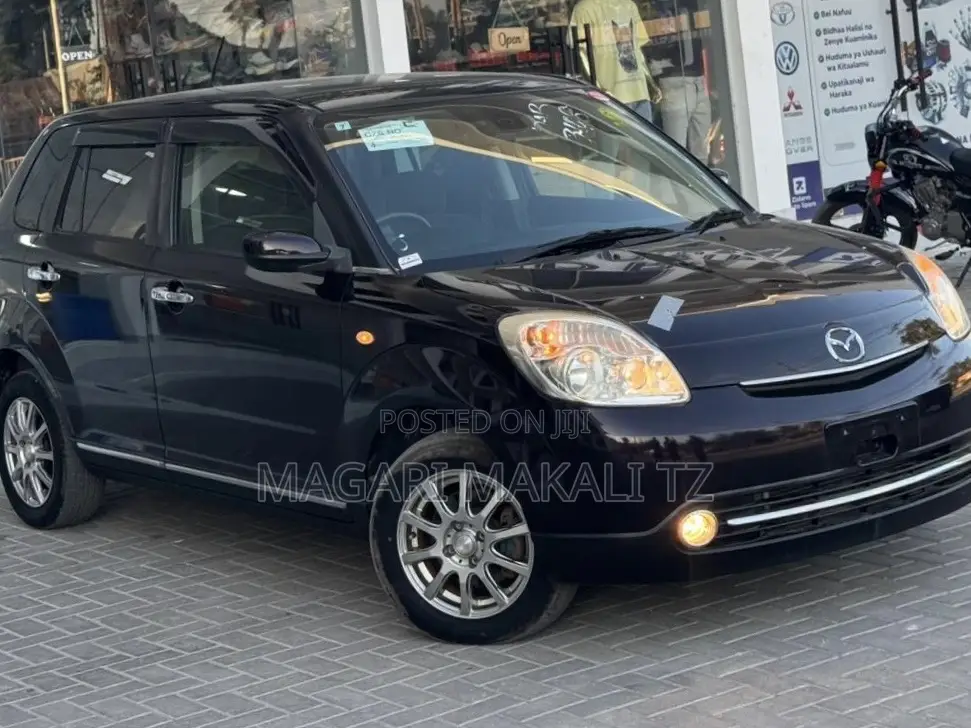 Mazda Verisa 2008 Black