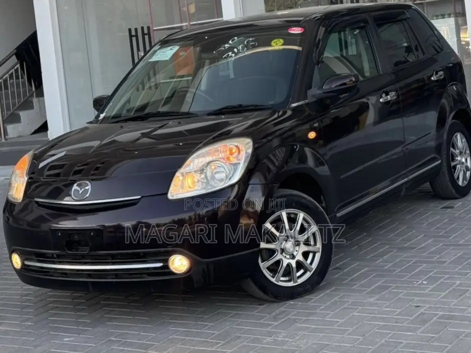 Mazda Verisa 2008 Black