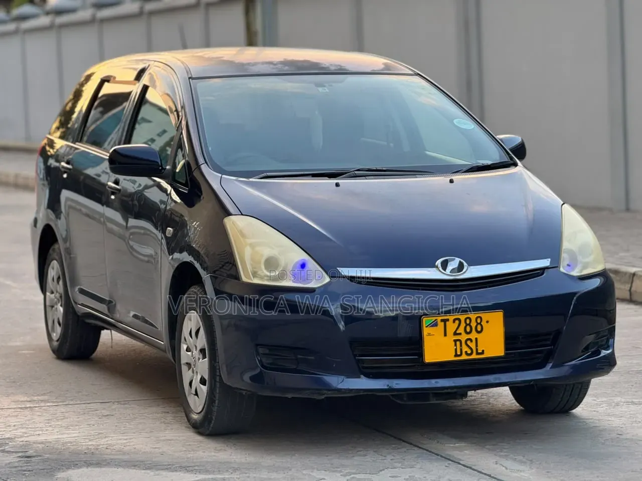 Toyota Wish 2005 Blue