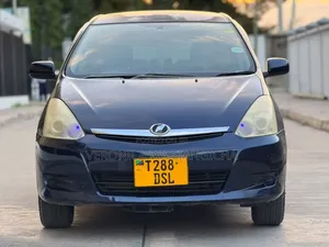 Toyota Wish 2005 Blue