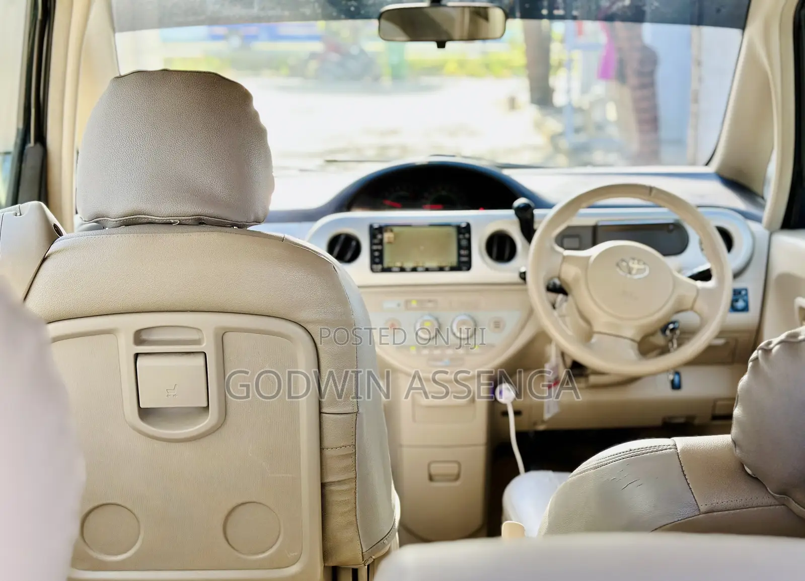 Toyota Porte 2005 Silver