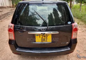 Toyota Raum 2007 Black