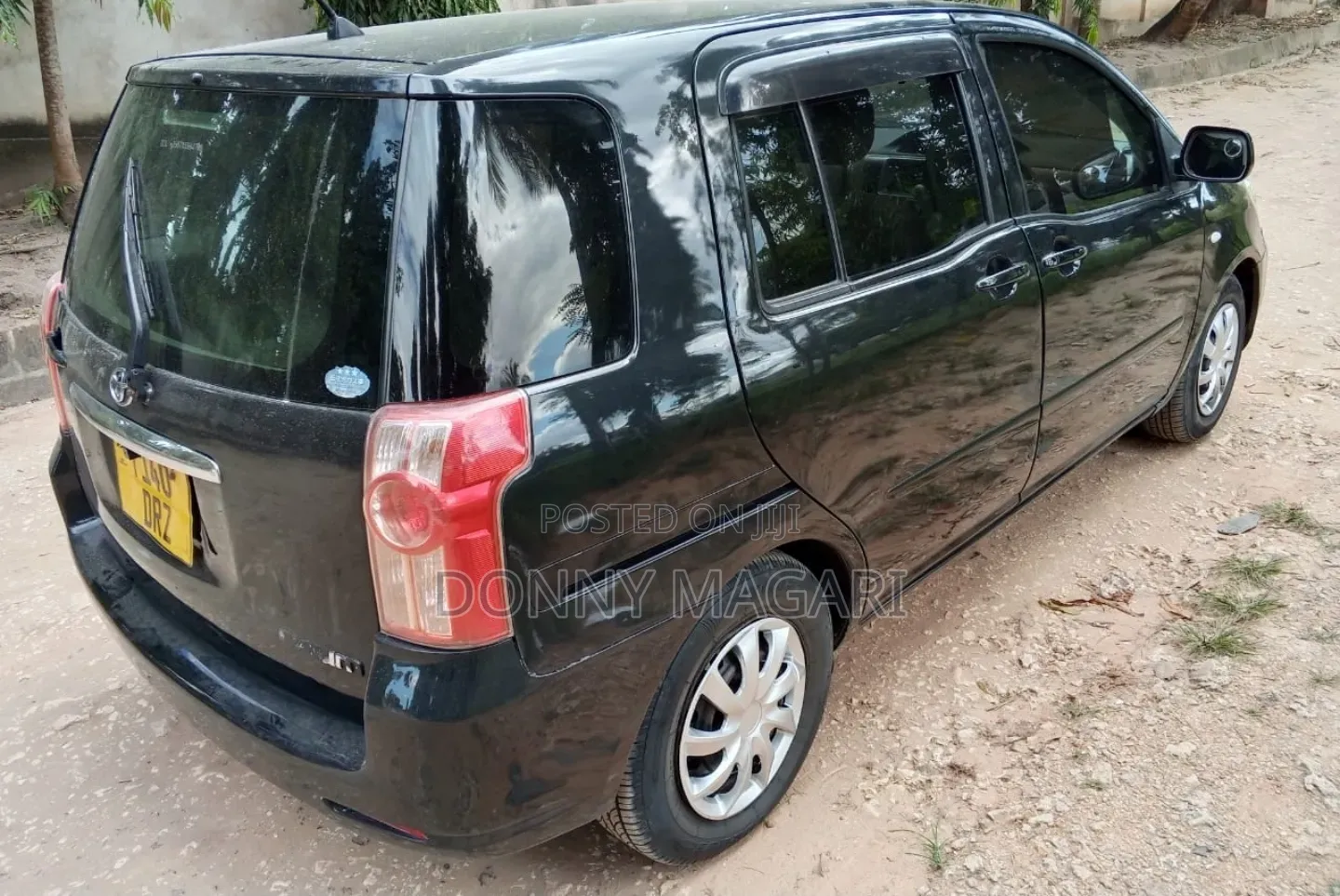 Toyota Raum 2007 Black