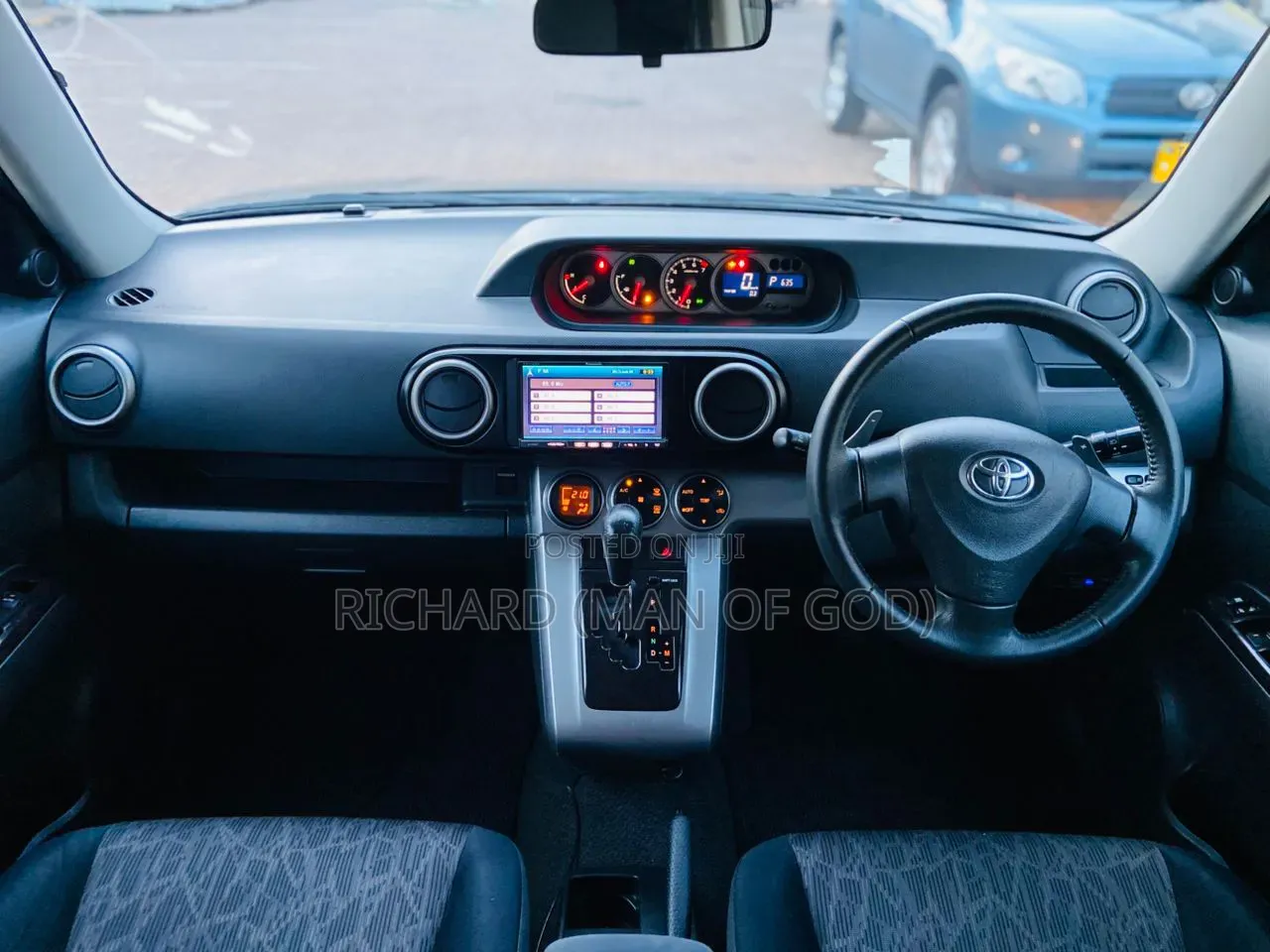 Toyota Corolla Rumion 2011 Black