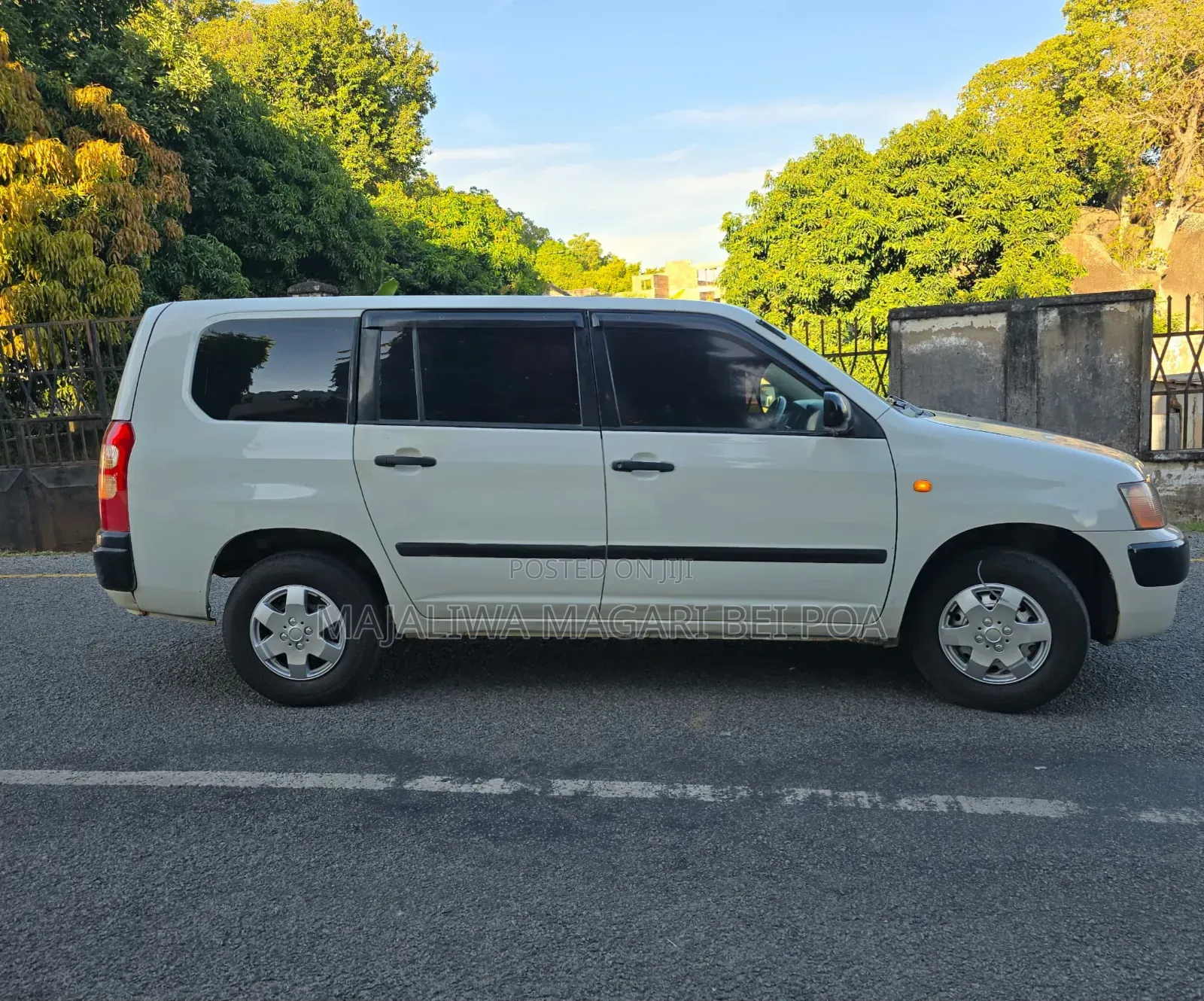 Toyota Succeed 2010 White