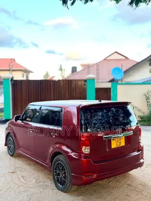 Toyota Corolla Rumion 2009 Red