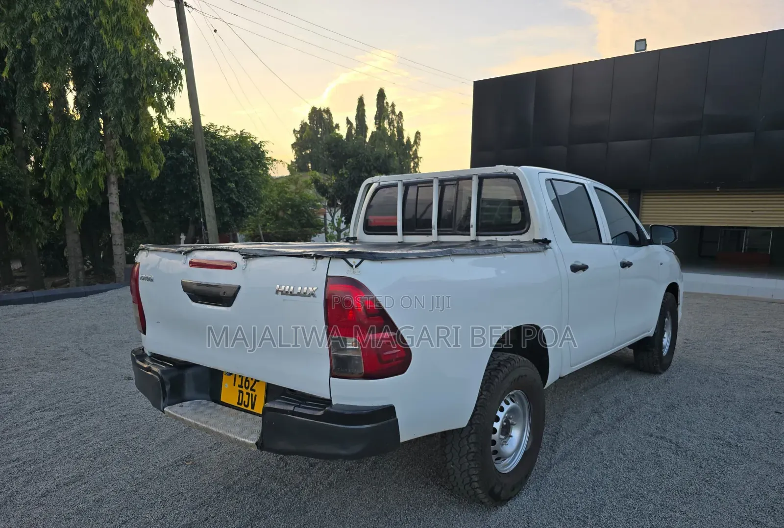 Toyota Hilux 2016 White