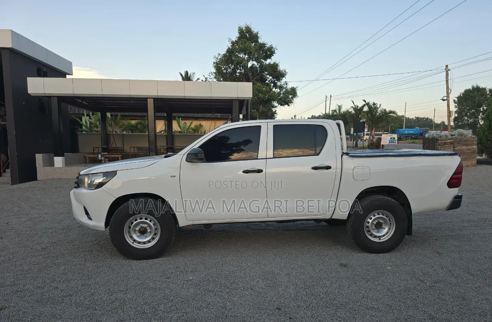 Toyota Hilux 2016 White
