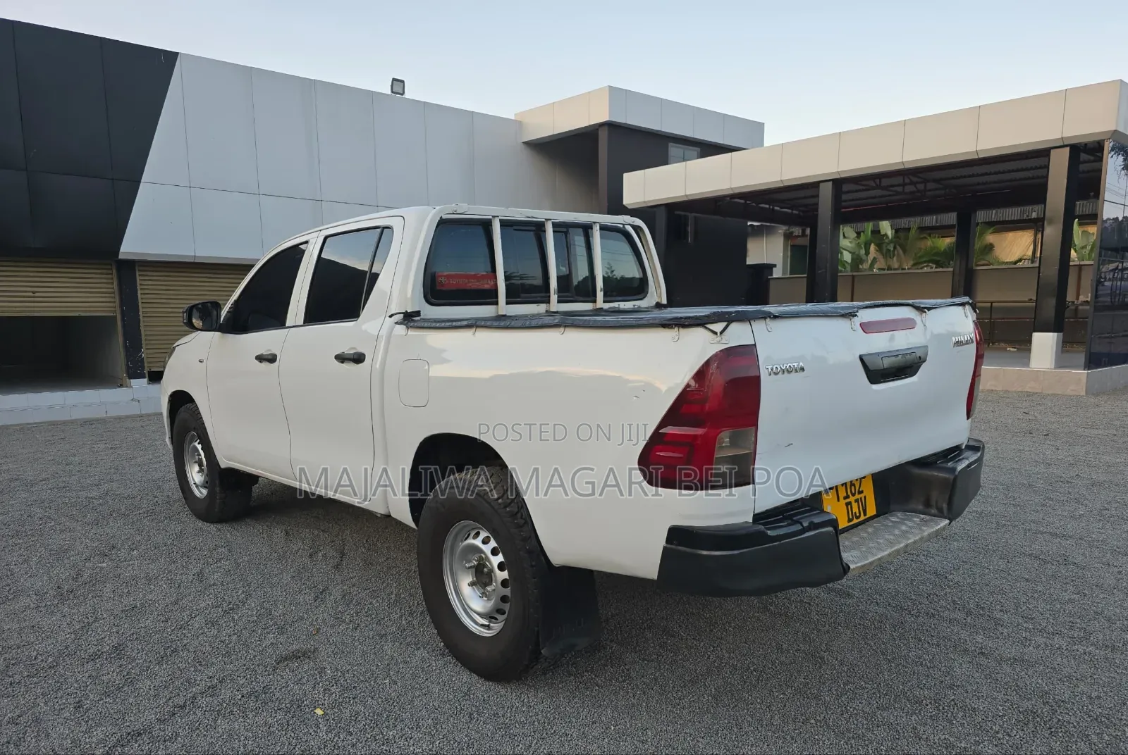 Toyota Hilux 2016 White