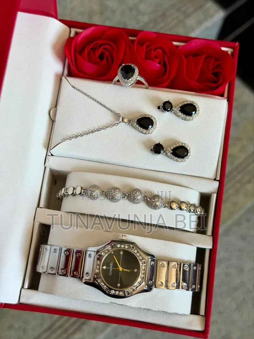 New Ladies Sets 