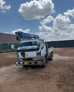 Mitsubishi Canter 2008 White