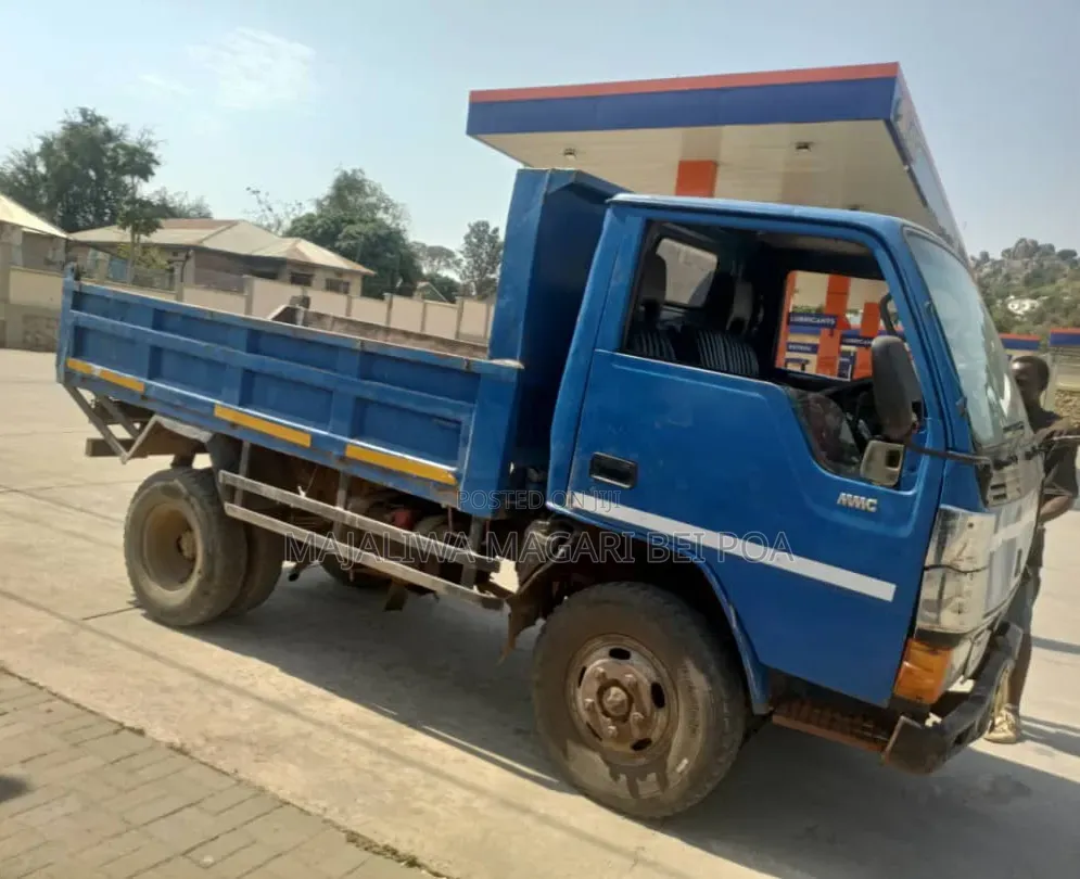 Mitsubishi Canter 2009 White
