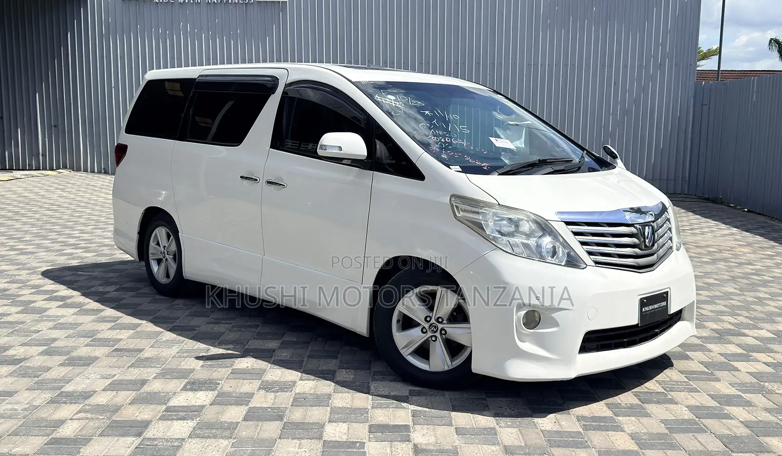 Toyota Alphard 2009 White