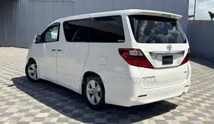 Toyota Alphard 2009 White