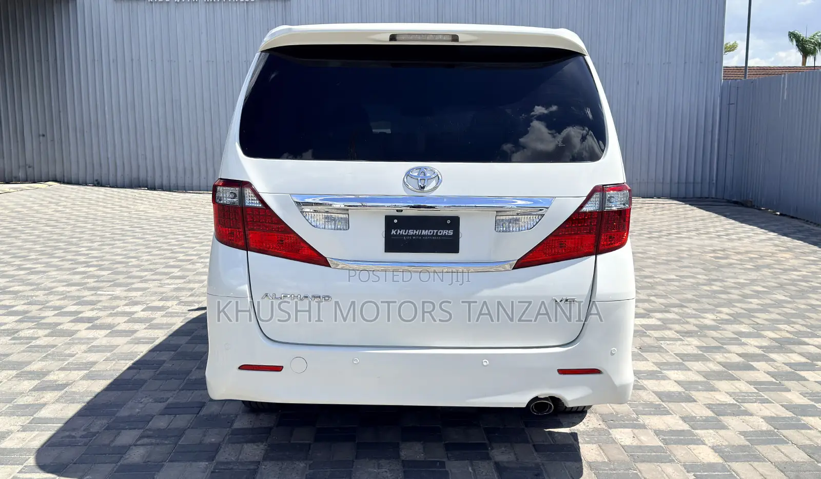 Toyota Alphard 2009 White