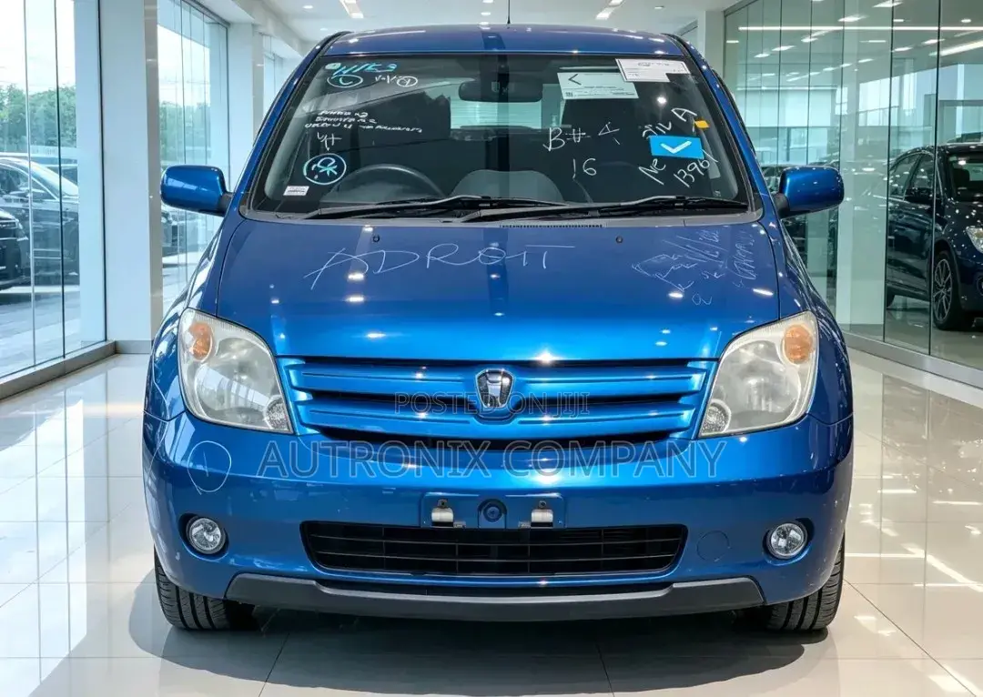 Toyota IST 2002 Blue