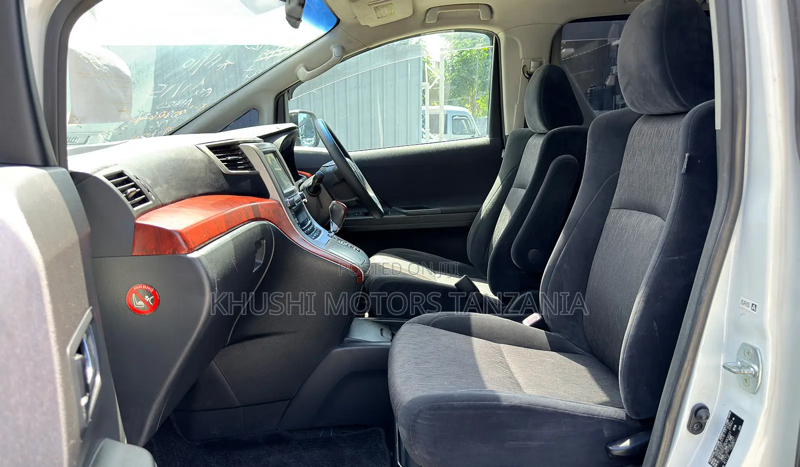 Toyota Alphard 2009 White