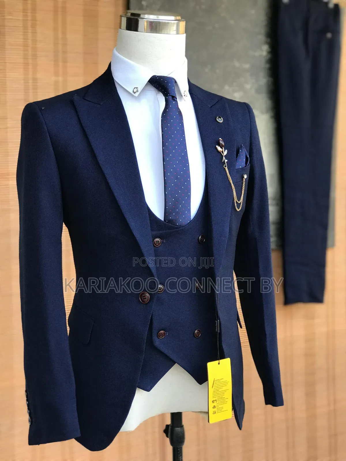 Suti Kali Ya Vipande Vitatu (3-Piece Navy Blue)