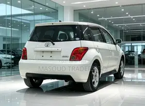 Toyota IST 2004 Off white