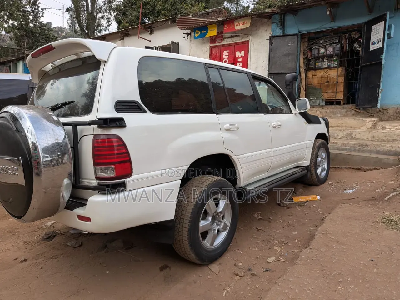 Toyota Land Cruiser 2001 Pearl